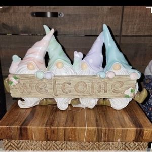 Easter gnomes holding welcome sign- brand new
